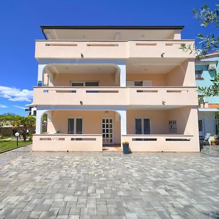 Apartmani Assa Krk Krk Town Εξωτερικό φωτογραφία