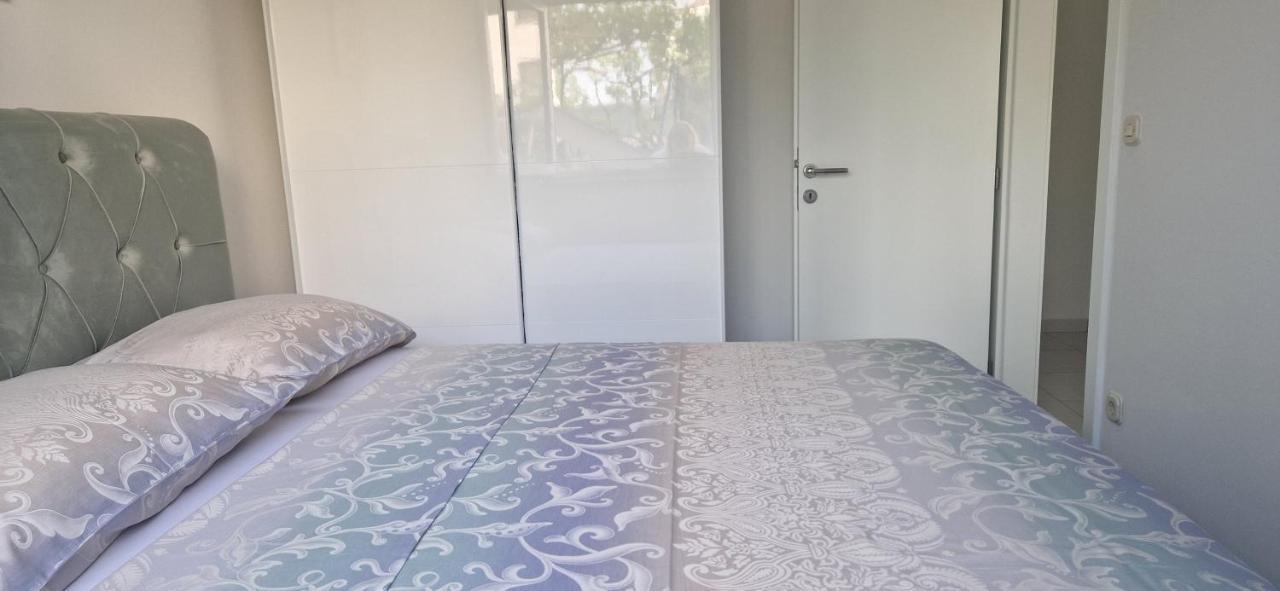 Apartmani Assa Krk Krk Town Εξωτερικό φωτογραφία